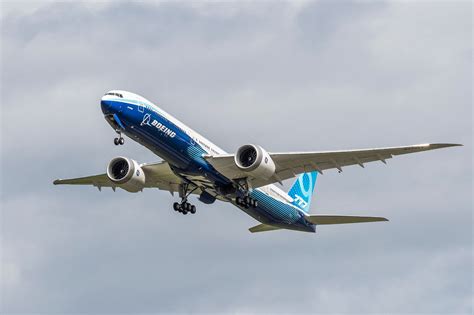 3 Years Since The 1st Flight: What's Happening With The Boeing .